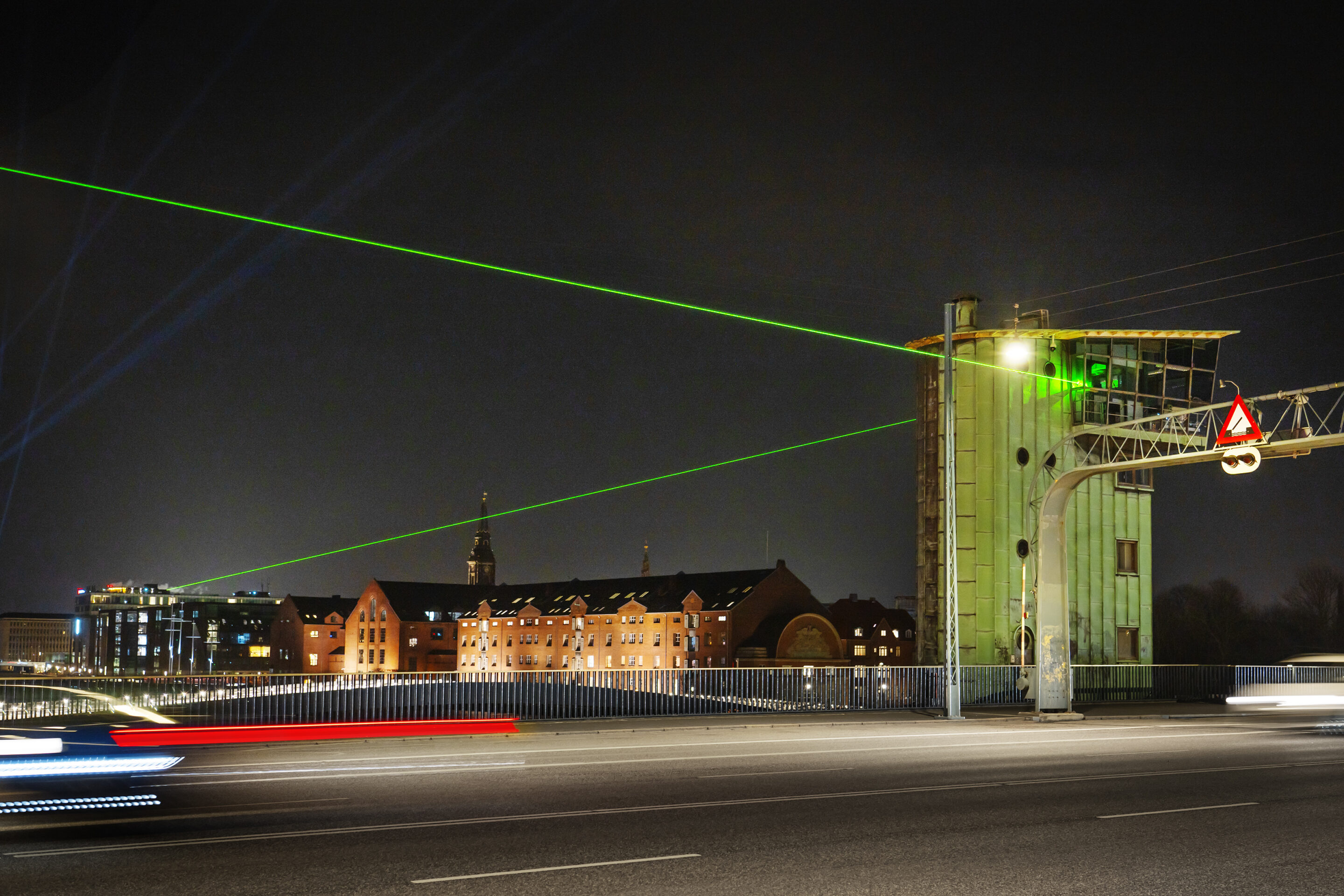 Vi tilbyder en 2-retters på restauranter, mens du oplever Copenhagen Light Festival